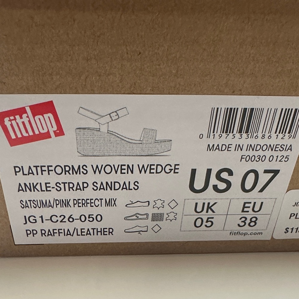 Fitflop Women's Orange and Pink Woven Platform Sandals - Picture 12 of 13